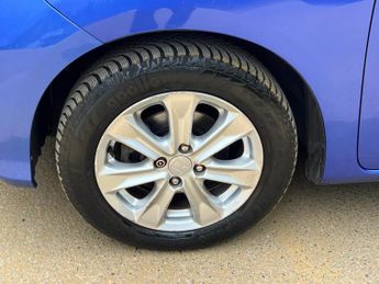 Honda Jazz 1.4 i-VTEC ES CVT Euro 5 5dr