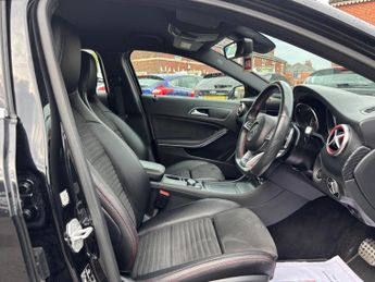 Mercedes-Benz A Class 1.5 A180d AMG Line (Premium) 7G-DCT Euro 6 (s/s) 5dr