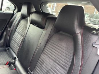 Mercedes-Benz A Class 1.5 A180d AMG Line (Premium) 7G-DCT Euro 6 (s/s) 5dr