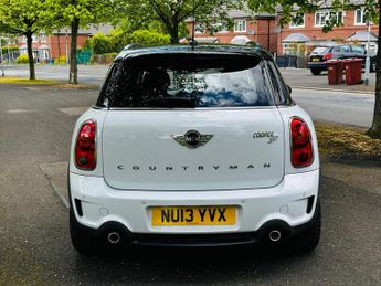 MINI Countryman 2.0 Cooper SD SUV 5dr Diesel Auto Euro 5 (143 ps)