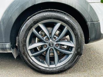 MINI Countryman 2.0 Cooper SD SUV 5dr Diesel Auto Euro 5 (143 ps)
