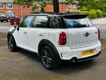 MINI Countryman 2.0 Cooper SD SUV 5dr Diesel Auto Euro 5 (143 ps)