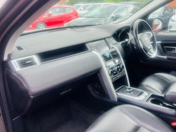 Land Rover Discovery Sport 2.0 TD4 HSE Black Auto 4WD Euro 6 (s/s) 5dr
