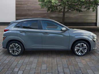 Hyundai Kona 64kWh Ultimate SUV 5dr Electric Auto (10.5kW Charger) (204 ps)
