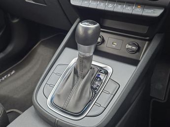 Hyundai KONA 1.6 h-GDi SE Connect SUV 5dr Petrol Hybrid DCT Euro 6 (s/s) (141