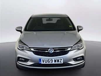 Vauxhall Astra 1.6 CDTi ecoTEC BlueInjection Tech Line Nav Hatchback 5dr Diesel