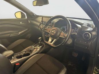 Nissan Juke 1.6 N-Connecta SUV 5dr Petrol Hybrid Auto Euro 6 (143 ps)