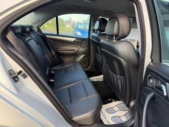 Mercedes-Benz C Class 1.8 C200 Kompressor Avantgarde SE Saloon 4dr Petrol Automatic (2