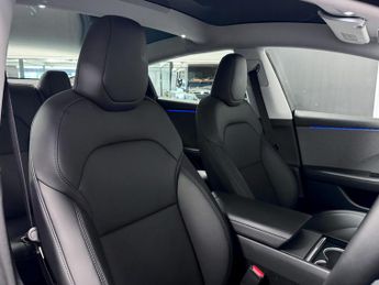 Tesla Model 3 Saloon 4dr Electric Auto RWD (208 ps)