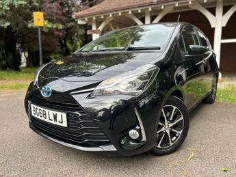 Toyota Yaris 1.5 VVT-h Icon Tech E-CVT Euro 6 (s/s) 5dr