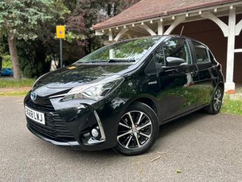 Toyota Yaris 1.5 VVT-h Icon Tech E-CVT Euro 6 (s/s) 5dr