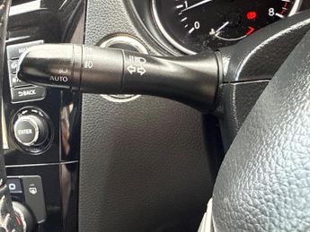 Nissan Qashqai 1.2 DIG-T N-Connecta 2WD Euro 6 (s/s) 5dr