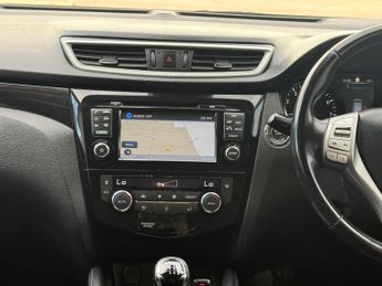 Nissan Qashqai 1.2 DIG-T N-Connecta 2WD Euro 6 (s/s) 5dr