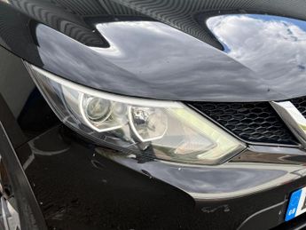 Nissan Qashqai 1.2 DIG-T N-Connecta 2WD Euro 6 (s/s) 5dr
