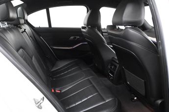 BMW 3 Series 2.0 320d M Sport Auto xDrive Euro 6 (s/s) 4dr