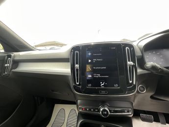 Volvo Xc40 CORE T4 RECHARGE AUTO