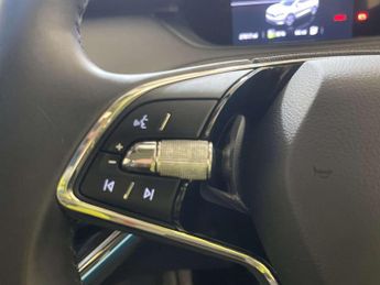 Skoda Enyaq 62kWh 60 SUV 5dr Electric Auto (DC120kW) (179 ps)