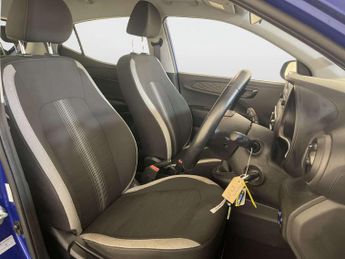 Hyundai i10 1.0 SE Hatchback 5dr Petrol Manual Euro 6 (s/s) (67 ps)