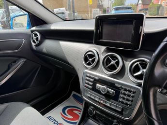 Mercedes-Benz A Class 1.5 A180 CDI SE 7G-DCT Euro 5 (s/s) 5dr