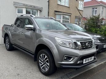 Nissan Navara 2.3 dCi Tekna 4WD Euro 6 (s/s) 4dr