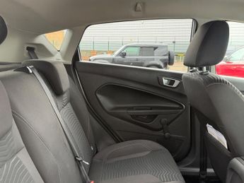 Ford Fiesta 1.6 Titanium Powershift Euro 5 5dr
