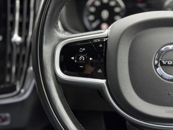 Volvo V90 2.0 T4 Momentum Plus Auto Euro 6 (s/s) 5dr