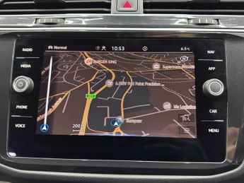 Volkswagen Tiguan 1.5 TSI R-Line DSG Euro 6 (s/s) 5dr