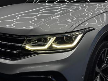 Volkswagen Tiguan 1.5 TSI R-Line DSG Euro 6 (s/s) 5dr