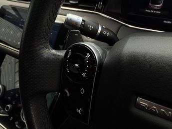 Land Rover Range Rover Evoque 2.0 D180 R-Dynamic SE Auto 4WD Euro 6 (s/s) 5dr