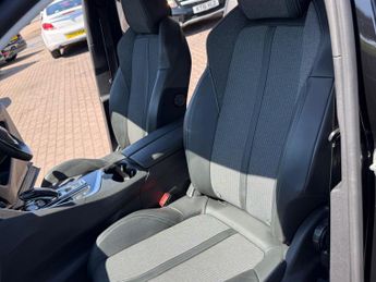 Peugeot 3008 1.5 BlueHDi Allure EAT Euro 6 (s/s) 5dr