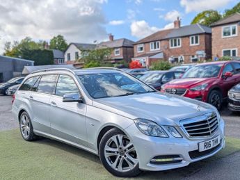 Mercedes-Benz E Class 2.1 E220 CDI BlueEfficiency Avantgarde Tiptronic Euro 5 5dr