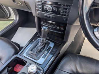 Mercedes-Benz E Class 2.1 E220 CDI BlueEfficiency Avantgarde Tiptronic Euro 5 5dr