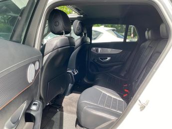 Mercedes-Benz EQC EQC 400 80kWh AMG Line (Premium) Auto 4MATIC 5dr