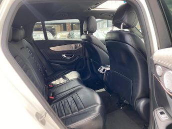 Mercedes-Benz EQC EQC 400 80kWh AMG Line (Premium) Auto 4MATIC 5dr