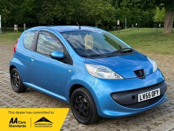 Peugeot 107 1.0 12V Urban Hatchback 3dr Petrol Manual Euro 4 (68 ps)