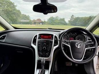 Vauxhall Astra GTC 1.4T SRi Auto Euro 5 3dr
