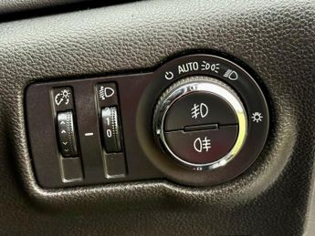Vauxhall Astra GTC 1.4T SRi Auto Euro 5 3dr