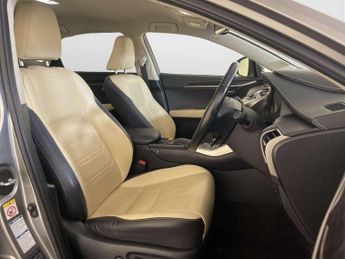 Lexus NX 2.5 300h Premier SUV 5dr Petrol Hybrid E-CVT 4WD Euro 6 (s/s) (1