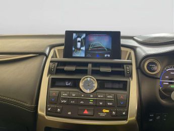 Lexus NX 2.5 300h Premier SUV 5dr Petrol Hybrid E-CVT 4WD Euro 6 (s/s) (1