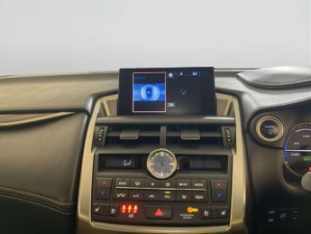 Lexus NX 2.5 300h Premier SUV 5dr Petrol Hybrid E-CVT 4WD Euro 6 (s/s) (1