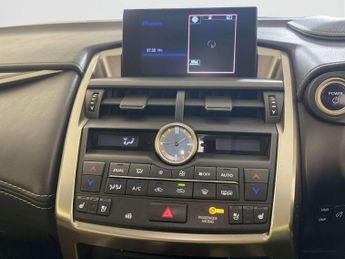 Lexus NX 2.5 300h Premier SUV 5dr Petrol Hybrid E-CVT 4WD Euro 6 (s/s) (1