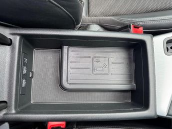 Audi A4 Avant 2.0 TDI S line S Tronic quattro Euro 6 (s/s) 5dr