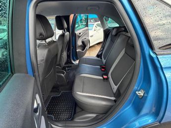 Vauxhall Crossland X 1.2 Turbo Elite Nav SUV 5dr Petrol Auto Euro 6 (s/s) (130 ps)