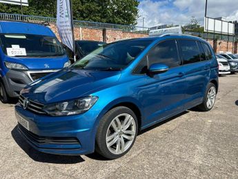 Volkswagen Touran 1.6 TDI BlueMotion Tech SE Family DSG Euro 6 (s/s) 5dr