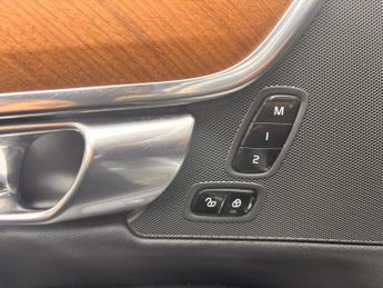 Volvo V90 2.0 D4 Inscription Auto Euro 6 (s/s) 5dr