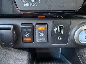 Nissan Leaf 40kWh Tekna Auto 5dr