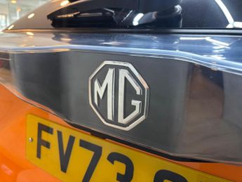 MG MG4 64kWh Trophy Long Range Auto 5dr