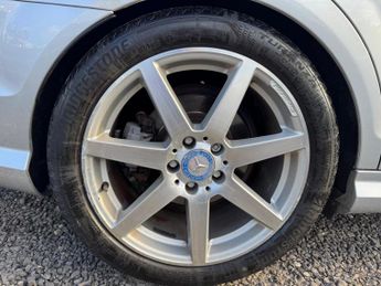 Mercedes-Benz C Class 1.8 C180 BlueEfficiency Sport Edition 125 G-Tronic+ Euro 5 (s/s)