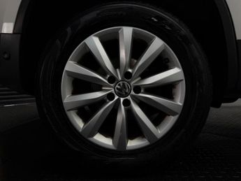 Volkswagen Tiguan 2.0 TDI BlueMotion Tech Match 4WD Euro 5 (s/s) 5dr