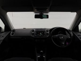 Volkswagen Tiguan 2.0 TDI BlueMotion Tech Match 4WD Euro 5 (s/s) 5dr